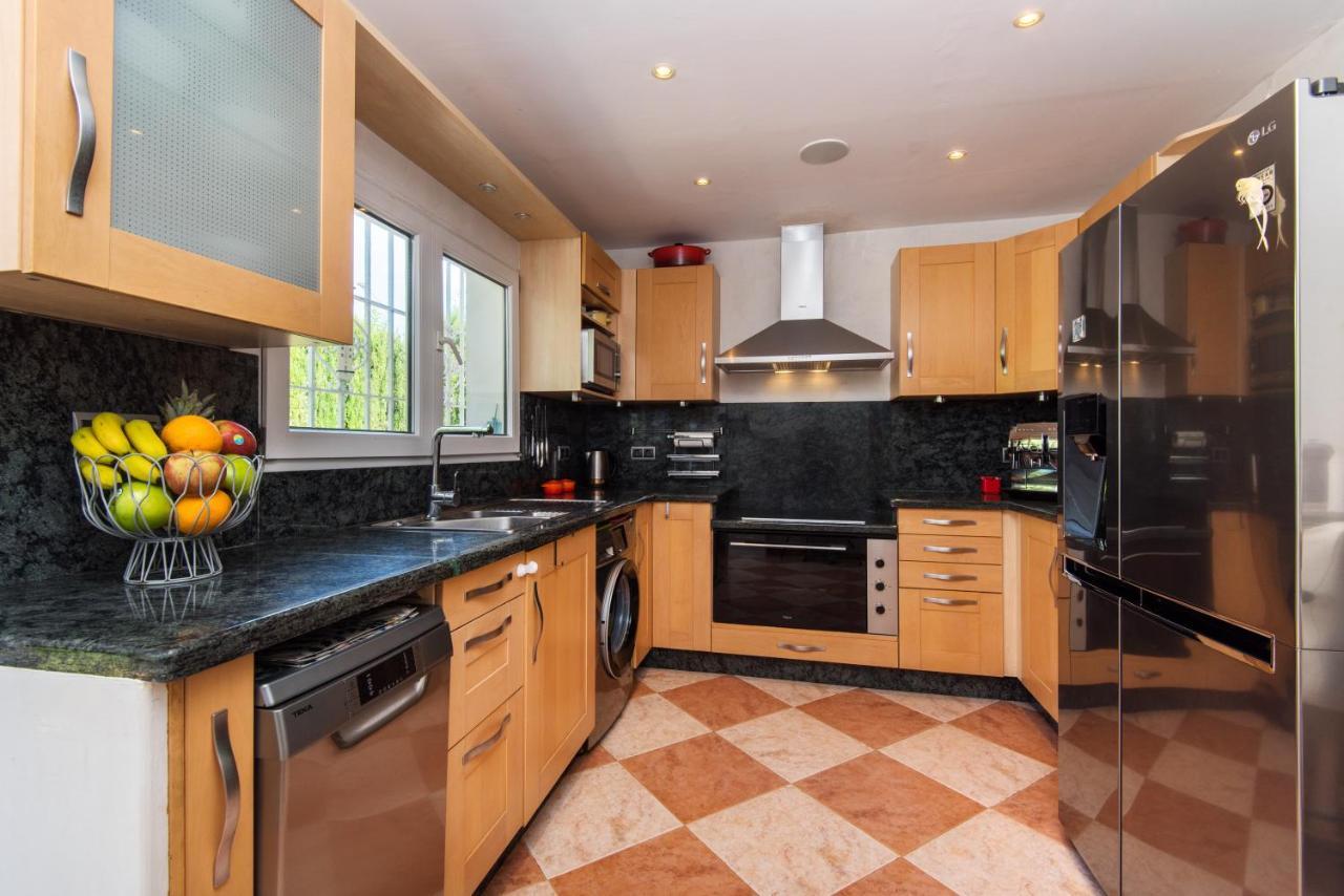 Villa Palm Beach Marina Benalmadena 3 Min Walking From The Sea Ngoại thất bức ảnh